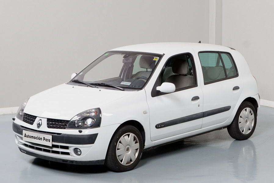 Renault Clio 1.4i Automático Privilege. Único Dueña Pocos Kms