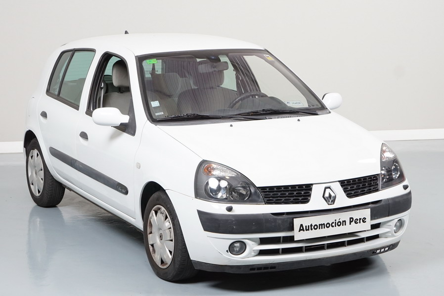 Renault Clio 1.4i Automático Privilege. Único Dueña Pocos Kms