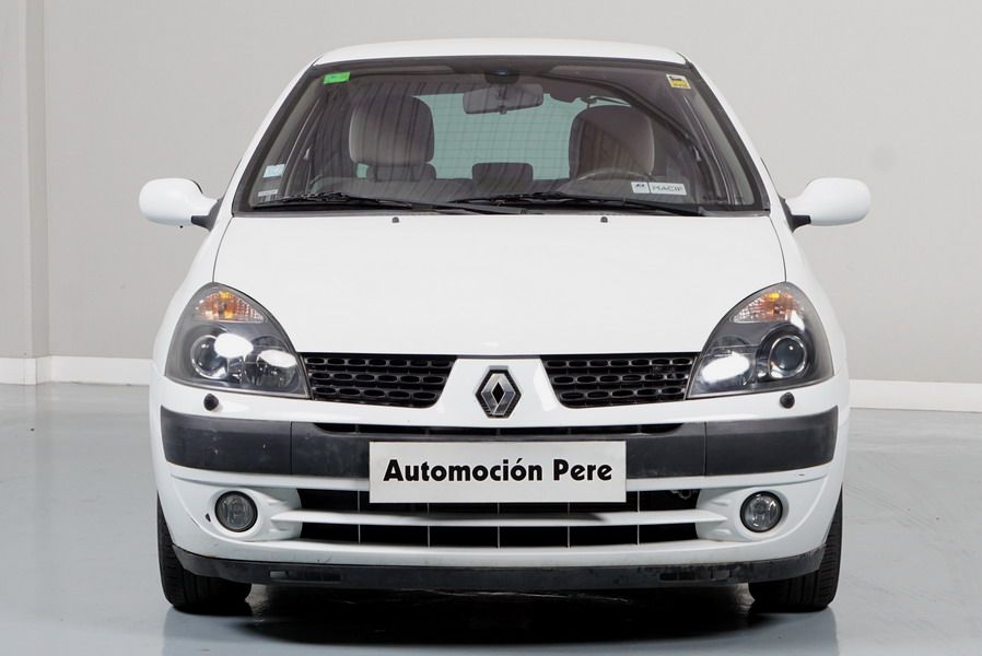 Renault Clio 1.4i Automático Privilege. Único Dueña Pocos Kms