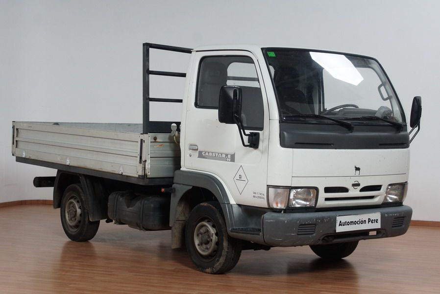 Nissan Cabstar 2.7 Diesel.