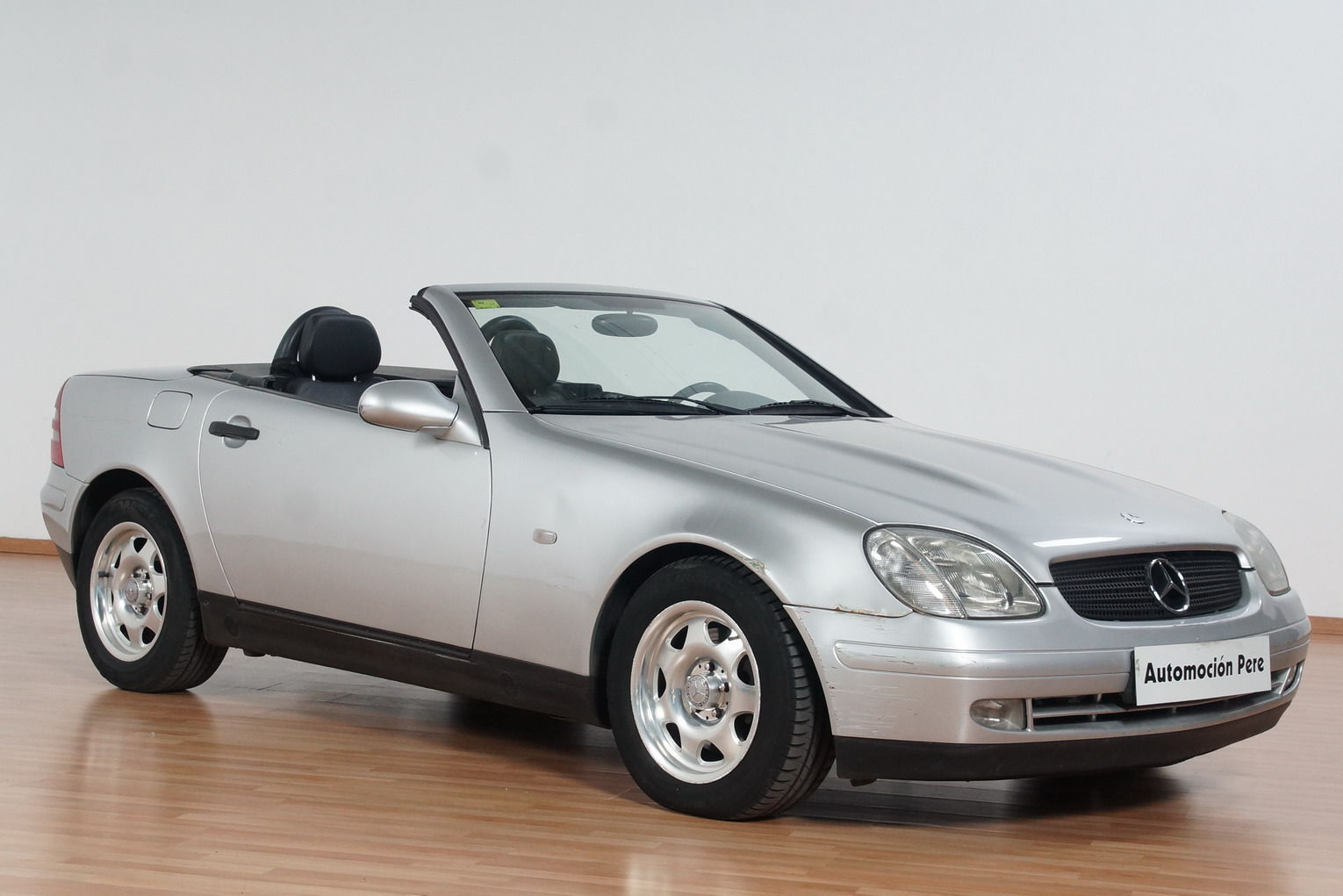 Mercedes SLK 200. Nacional y Revisiones Oficiales Mercedes.