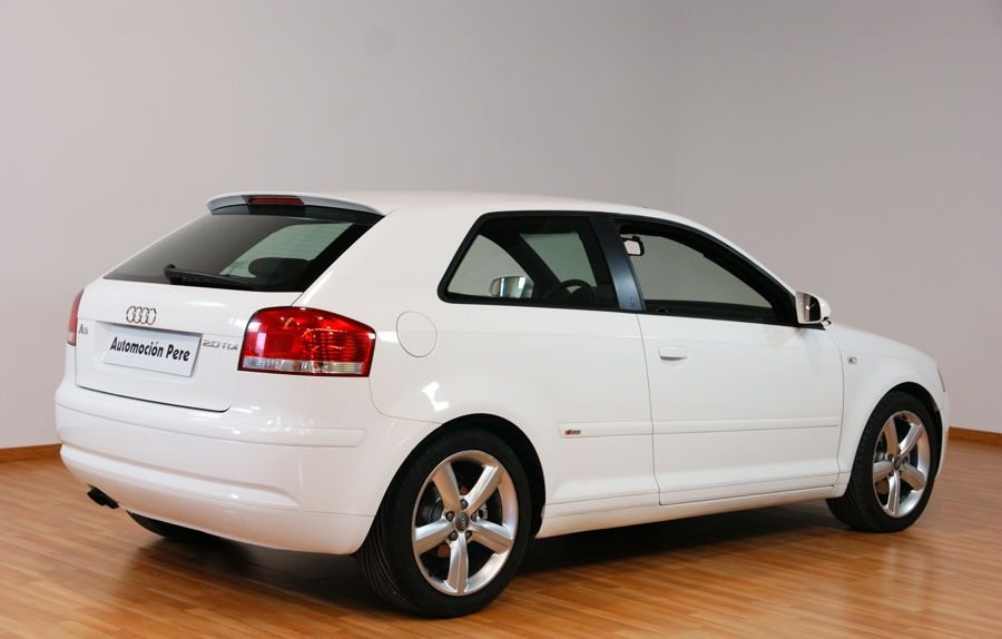 AUDI A3 2.0 TDI "S-LINE"