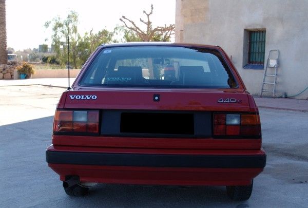 VOLVO 460 1.8i