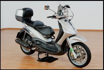 PIAGGIO. BEVERLY 500.