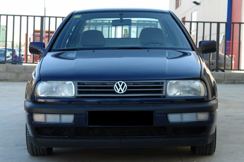 VOLKSWAGEN VENTO 1.8 GL 90 CV