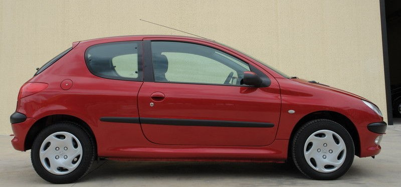 PEUGEOT 206 XSDT 1.9 D. 70 CV