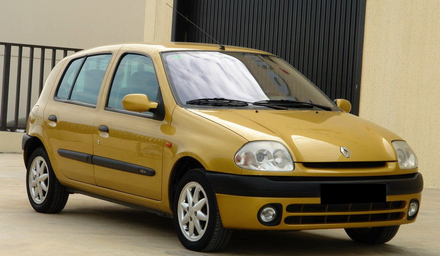 RENAULT CLIO 1.4i RXE, 16V, 97 CV.