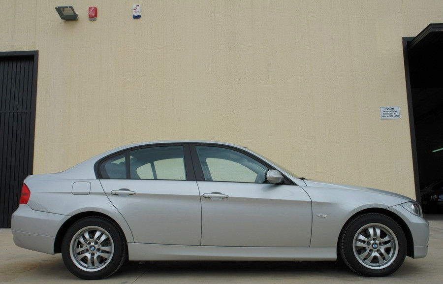 BMW 320d, STEPTRONIC 163 CV