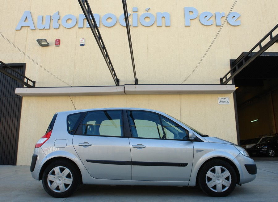 RENAULT MEGANE SCENIC 1.9 dCi 120 CV. 6 VEL.