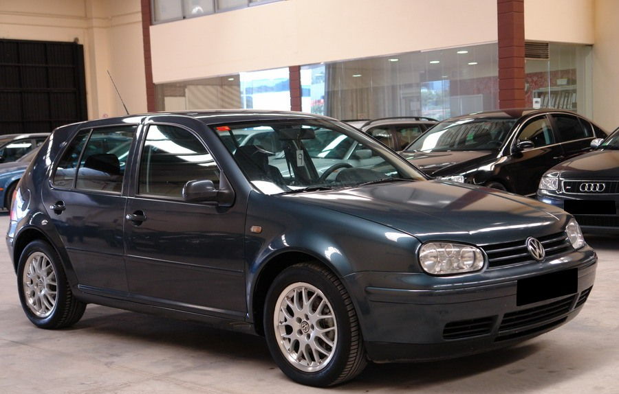 VOLKSWAGEN GOLF 1.8 GTI 150 CV