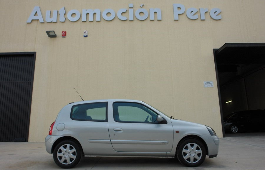 RENAULT CLIO 1.5 dCi 65 CV "EXPRESSIÓN"