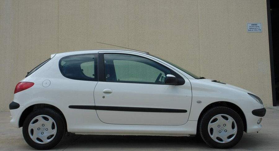 PEUGEOT 206 1.9 DIESEL XTD 70 CV