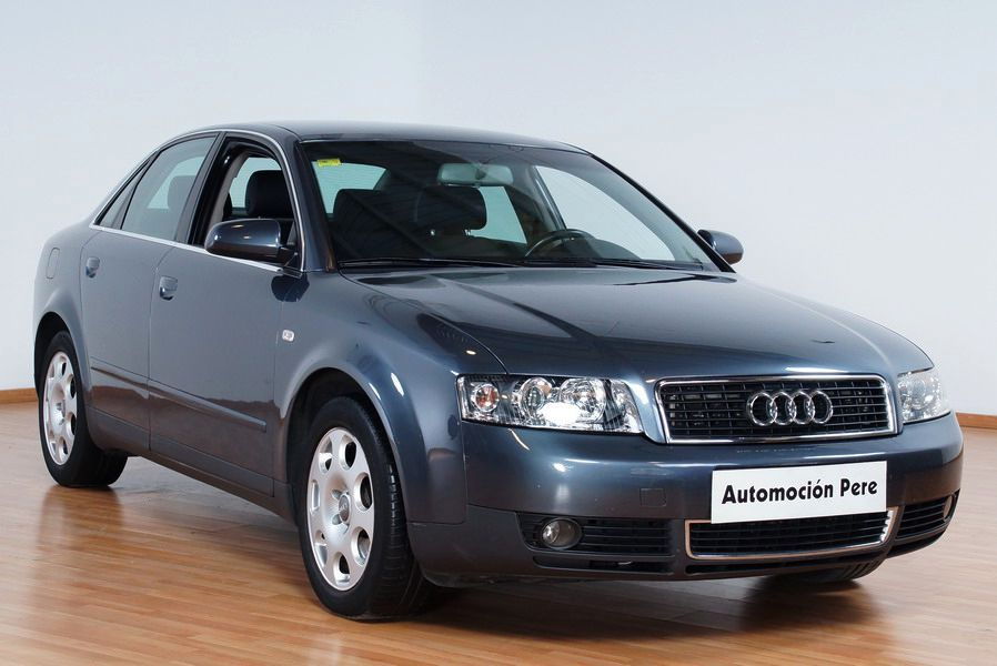 AUDI A4 1.9 TDI 130 CV 6 VEL.