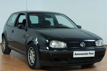 VOLKSWAGEN GOLF IV 1.4i CONCEPTLINE.