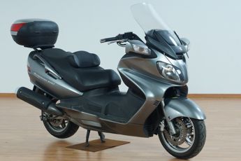 SUZUKI BURGMAN 650 EXECUTIVE