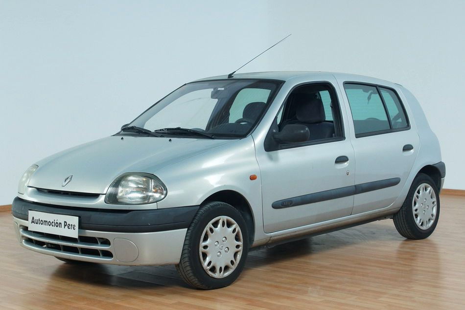 RENAULT CLIO 1.2i 60 CV ALIZE. 5 PUERTAS.