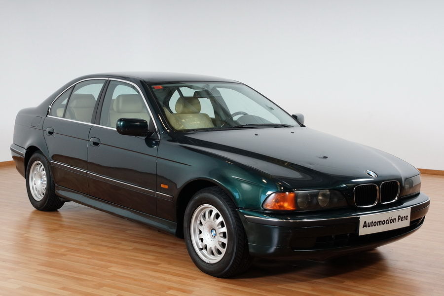 BMW. 525 TDS.