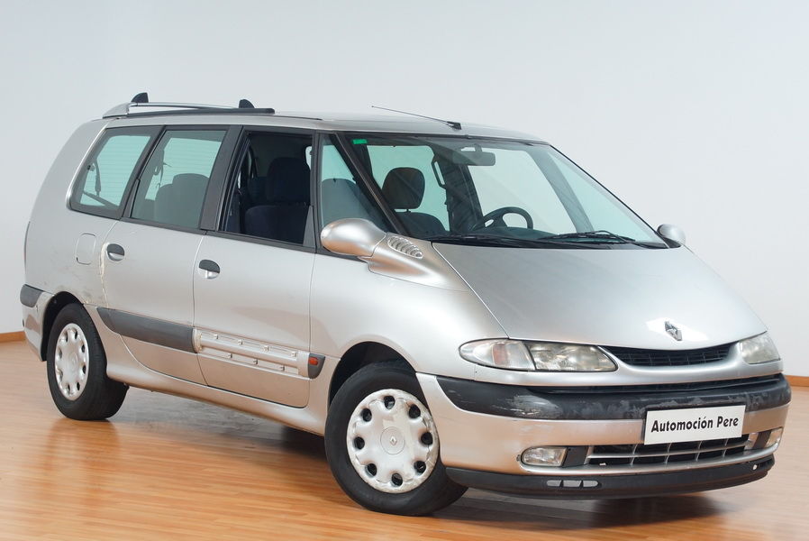 RENAULT GRAND ESPACE 2.2 TD 7 PLAZAS.