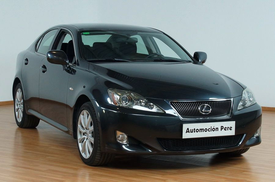 LEXUS IS 220 D 177 CV. LUXURY