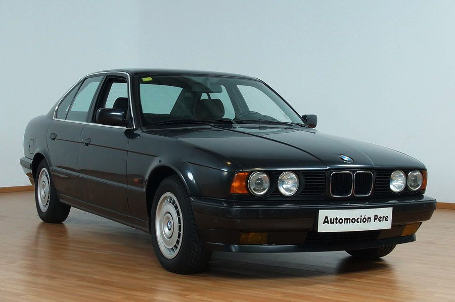 COCHES BMW 520i (E34) |