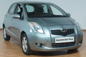 TOYOTA YARIS 1.3i AUTOMATICO/SECUENCIAL.