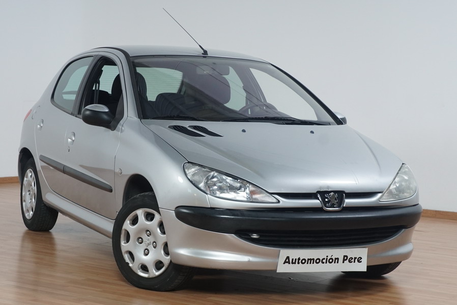 Peugeot 206 1.4i X-Line