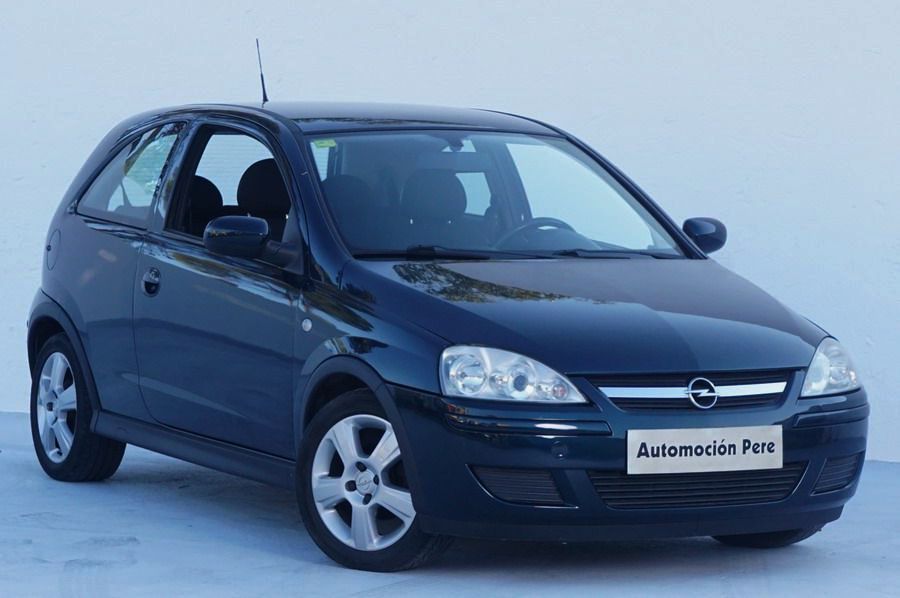 Opel Corsa 1.2i Pocos Kms.