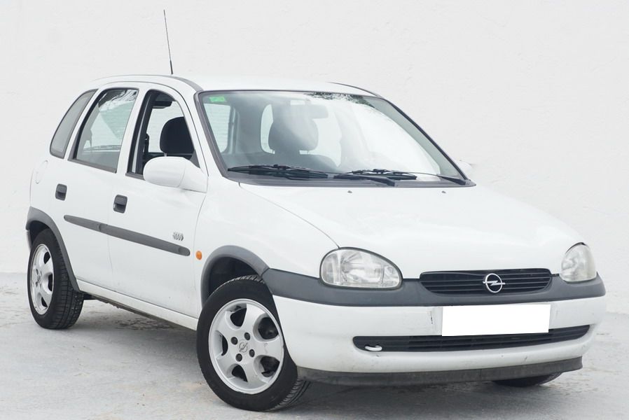Nueva Recepción: Opel Corsa 1.2i 16V Edition 2000. Pocos Kms.