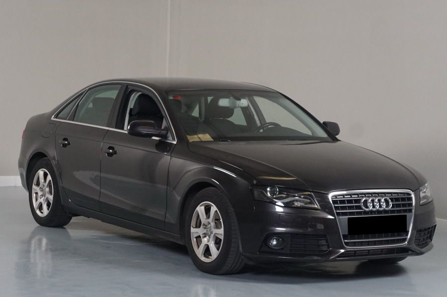 Audi A4 2.0 TDi 136 CV. Nacional. 1 Propietario. Revisiones Oficiales. Pocos Kms.