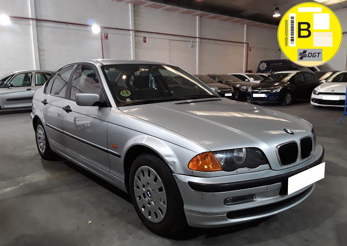 Próximamente: BMW 318i Automático. NACIONAL, Económico, Pocos Kms, 1 Solo Propietario  y Garantía 12 Meses.