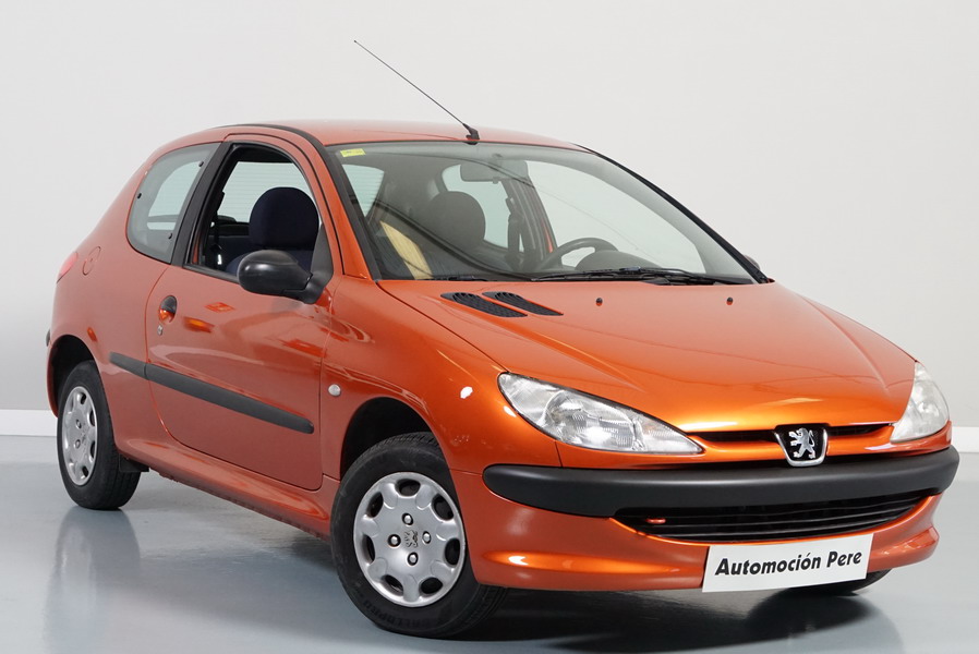 Peugeot 206 1.4i XR 75 CV, Económico, Revisado y con Garantía 12 Meses (Taller Propio)