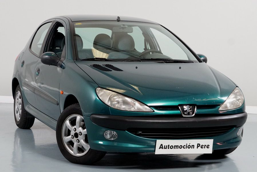 Peugeot 206 1.4i XT Automático. Pocos Kms, Revisado, 1 Propietario.