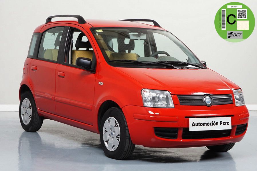 Fiat Panda 1.2i Dynamic. Pocos Kms. Revisiones Selladas. Por 94 Euros/Mes.