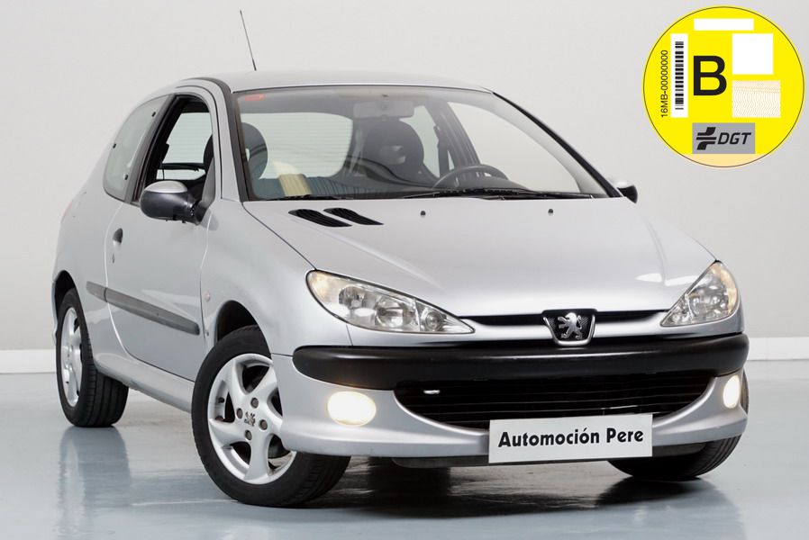 Peugeot 206 1.6i XS 110 CV. Solo 57.000 Kms. Revisiones Selladas. Único Propietario.