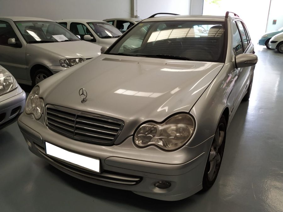 Nueva Recepción: Mercedes Benz C220 CDi T 150 CV Familiar. Único Propietario. Solo 61.000 Kms. Revisiones Oficiales. Garantía 12 Meses.
