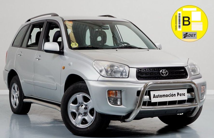 Toyota Rav4 1.8i 125 CV 4x4. Único Propietario. Pocos Kms. Revisiones Selladas. Garantía 12 Meses. Impecable!