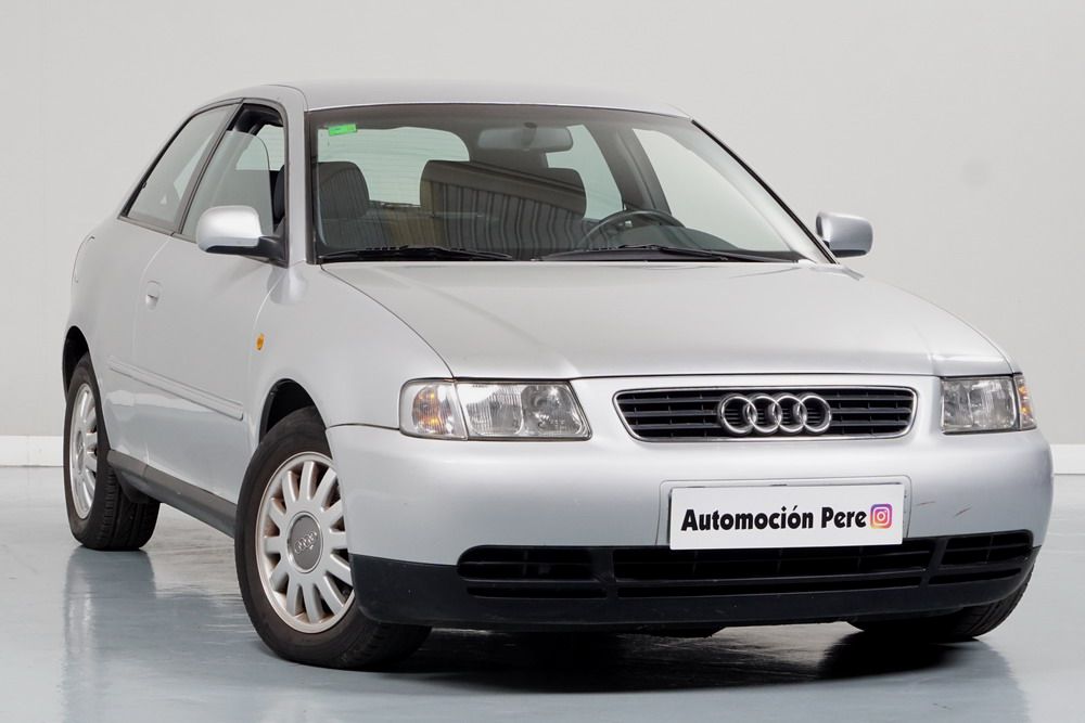 Nueva Recepción: Audi A3 1.8i 125CV Ambiente. Único Propietario. Pcoos Kms. Revisiones Selladas. Pcoso Kms. Garantia 12 Meses.