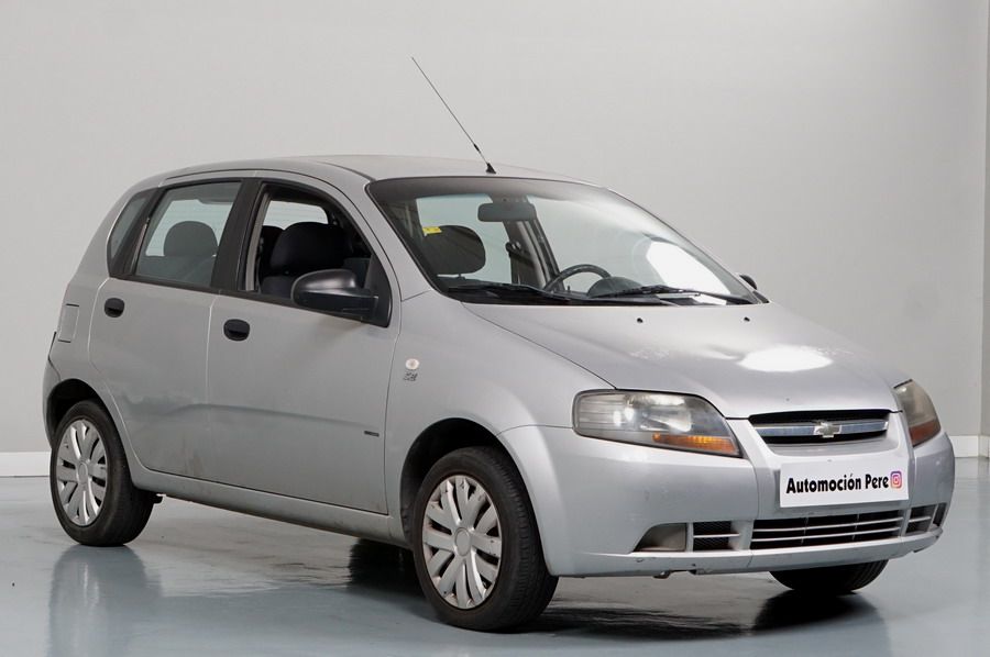 Nueva Recepción: Chevrolet Kalos 1.2i SE. Solo 38.000 Kms. Revisones Selladas. Impecable! Por 89 €/Mes.