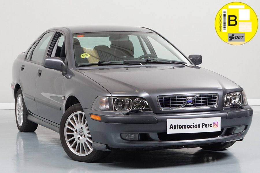 Nueva Recepción: Volvo S40 1.8i Sport. Único Propietario. Solo 72.000 Kms. Revisiones Selladas.