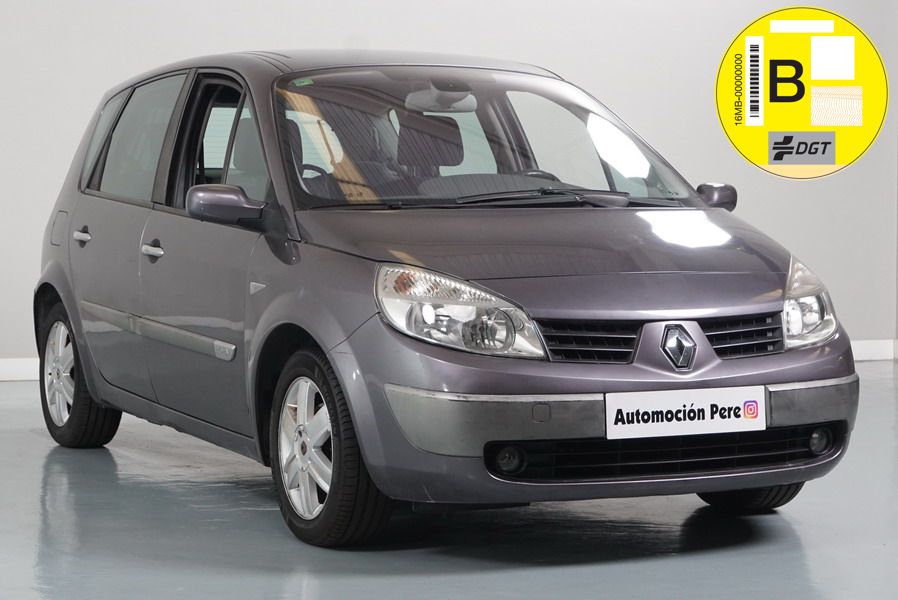 Nueva Recepción: Renault Scenic 1.6i 16V Dynamique Luxe. Pocos Kms. Únco Propietario. Revisiones Selladas.