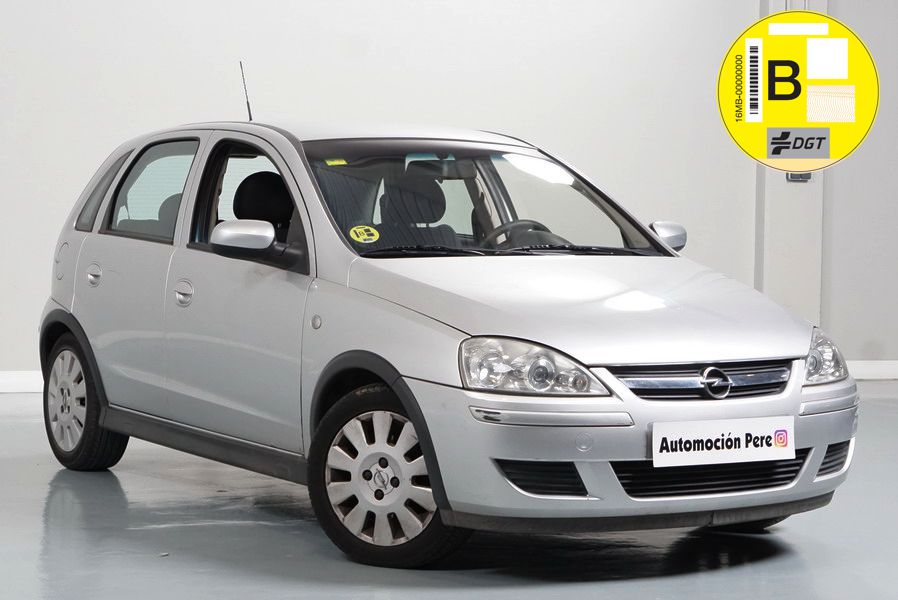 Nueva Recepción: Opel Corsa 1.4i 90CV Sport. Ùnica Propietaria. Solo 47.000 Kms. Revisiones Selladas. Garantía 12 Meses.