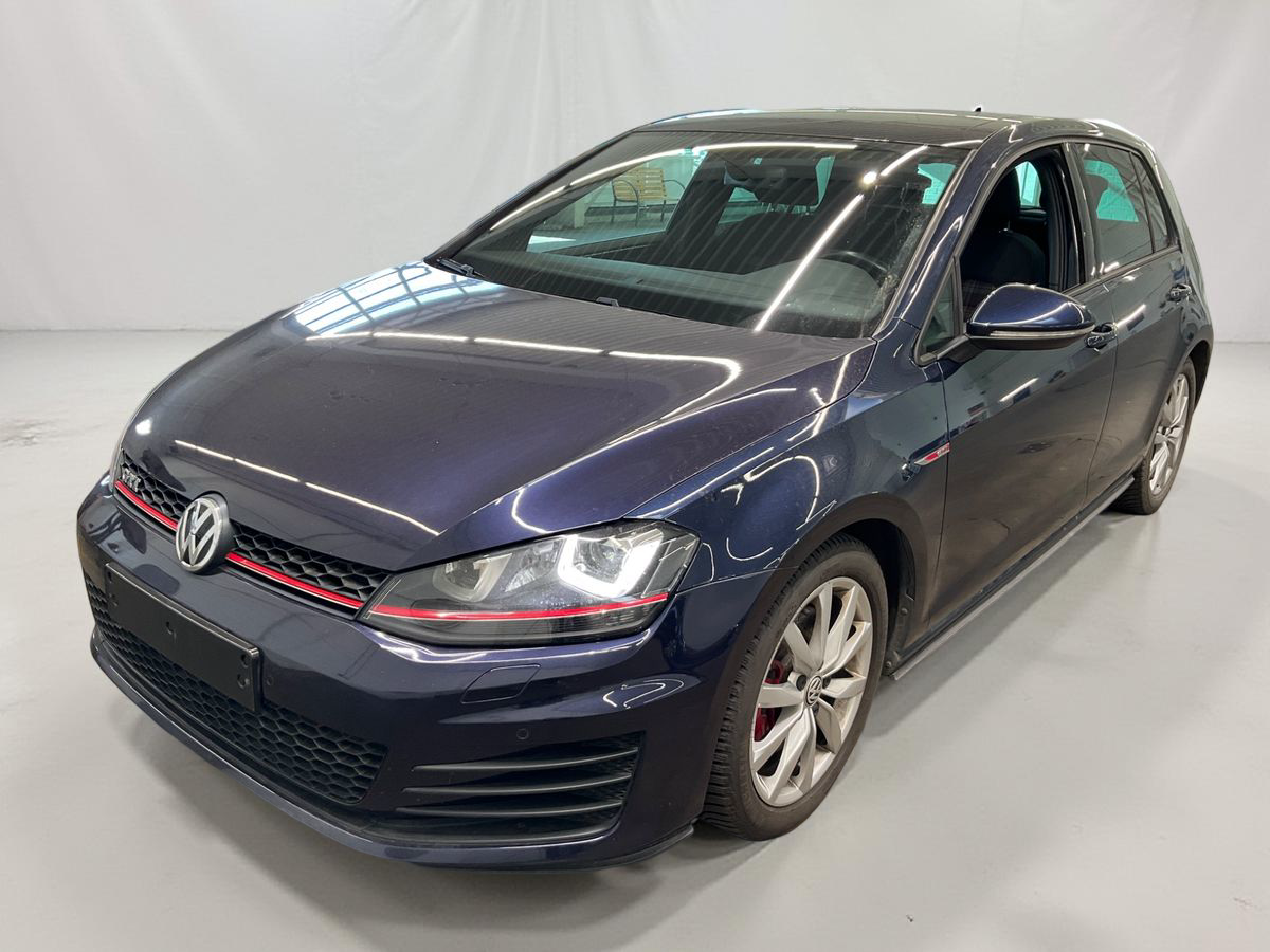 Disponible: Volkswagen Golf VII 2.0 TSI GTI BlueMotion Tech. Solo 80.000 Kms. Único Propietario. Revisiones Oficiales.