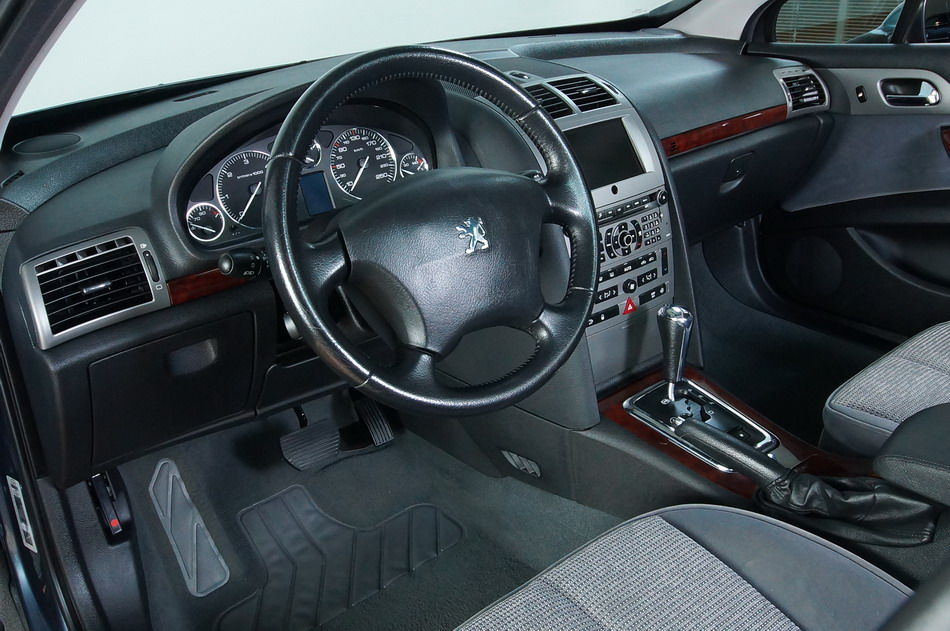 peugeot-407-sw-2-0-hdi-138-cv-confort-pack-ii-automatico-s-automocio-pere