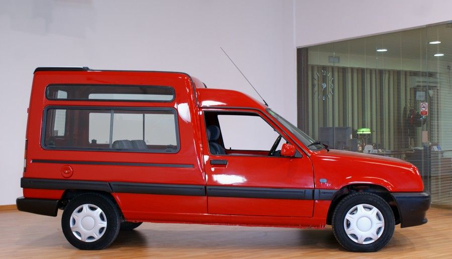 Renault Express 1 4 78 Cv Acristalada 5 Plazas